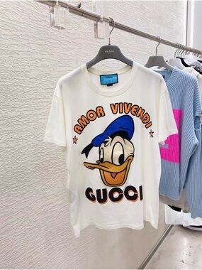 🚩steal Gucci White Donald Duck Graphic Tee with Blue & Orange Print